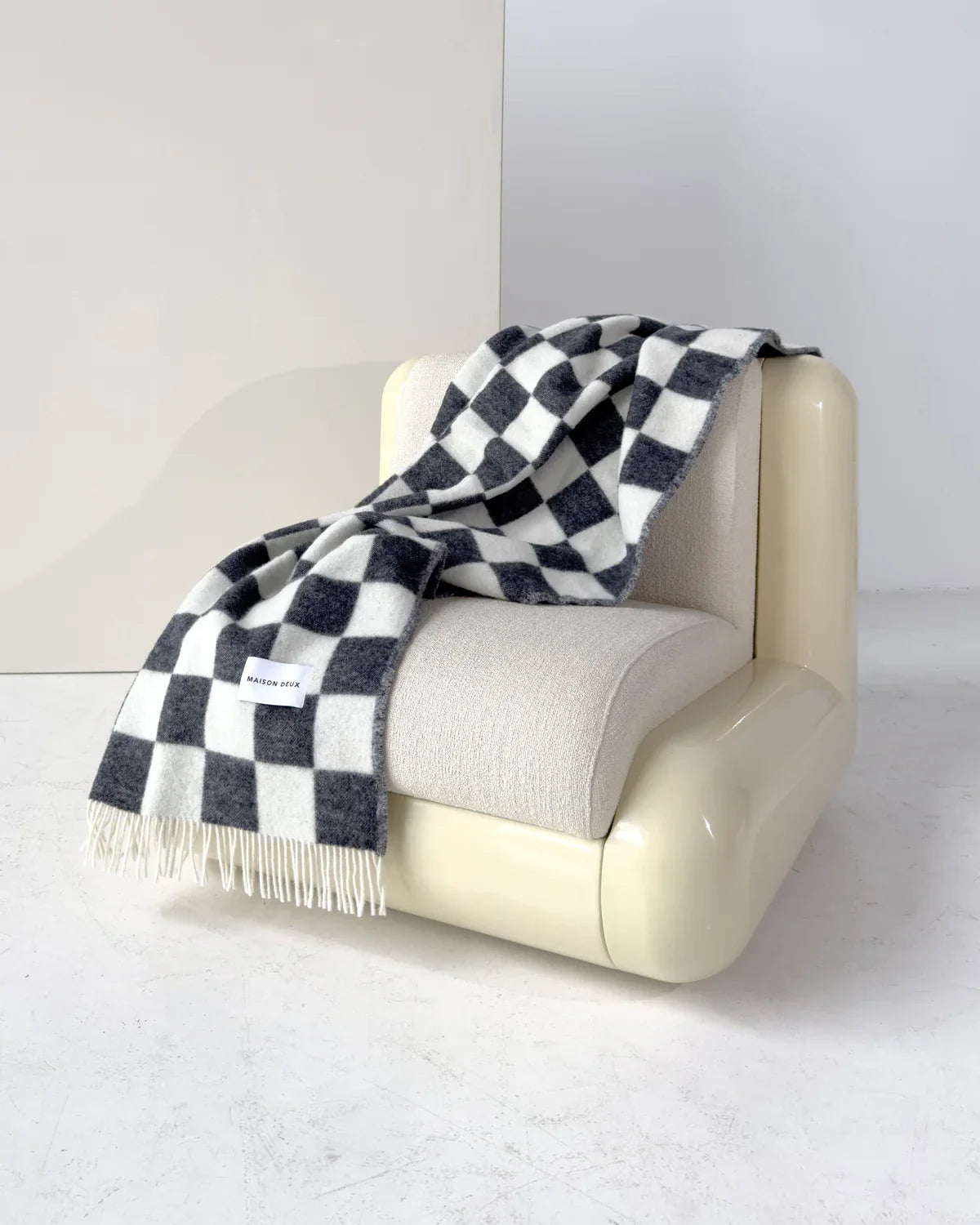MAISON DEUX Checkered Blanket