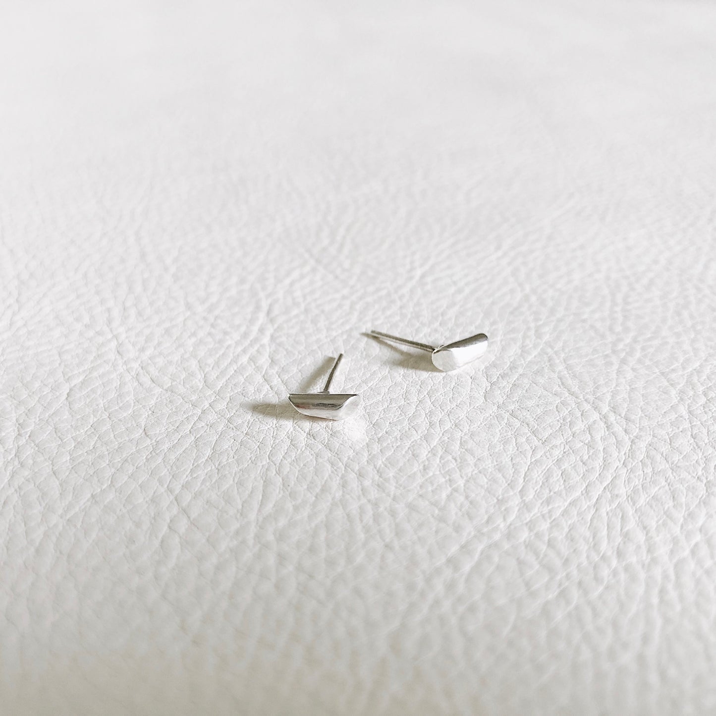 PORTMANTEAU Stud No.1 Earrings