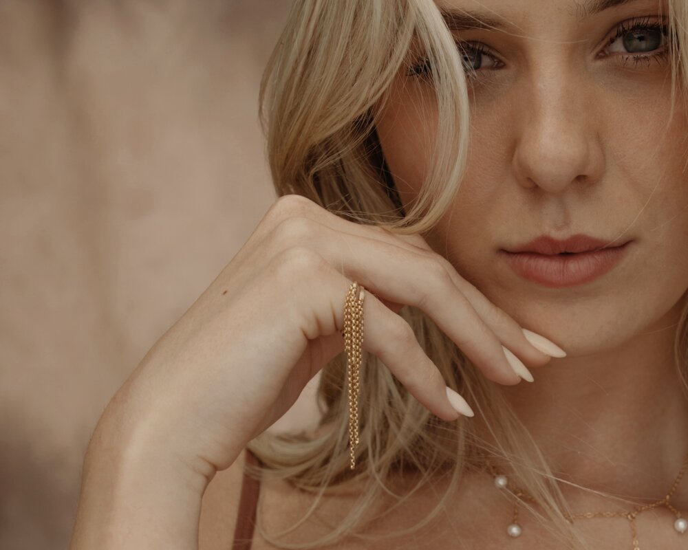 DREAMBOX Tiny Dancer Pinky Ring