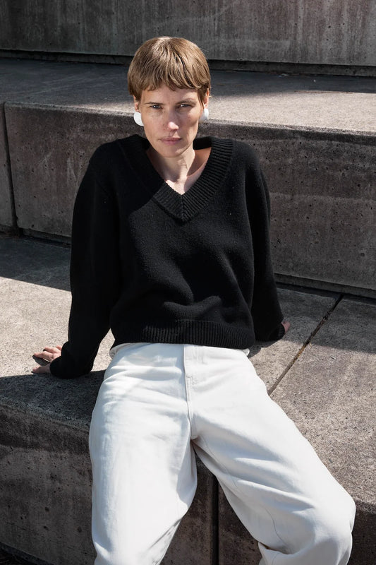 JAMES STREET Shrunken Sloane Vee Sweater