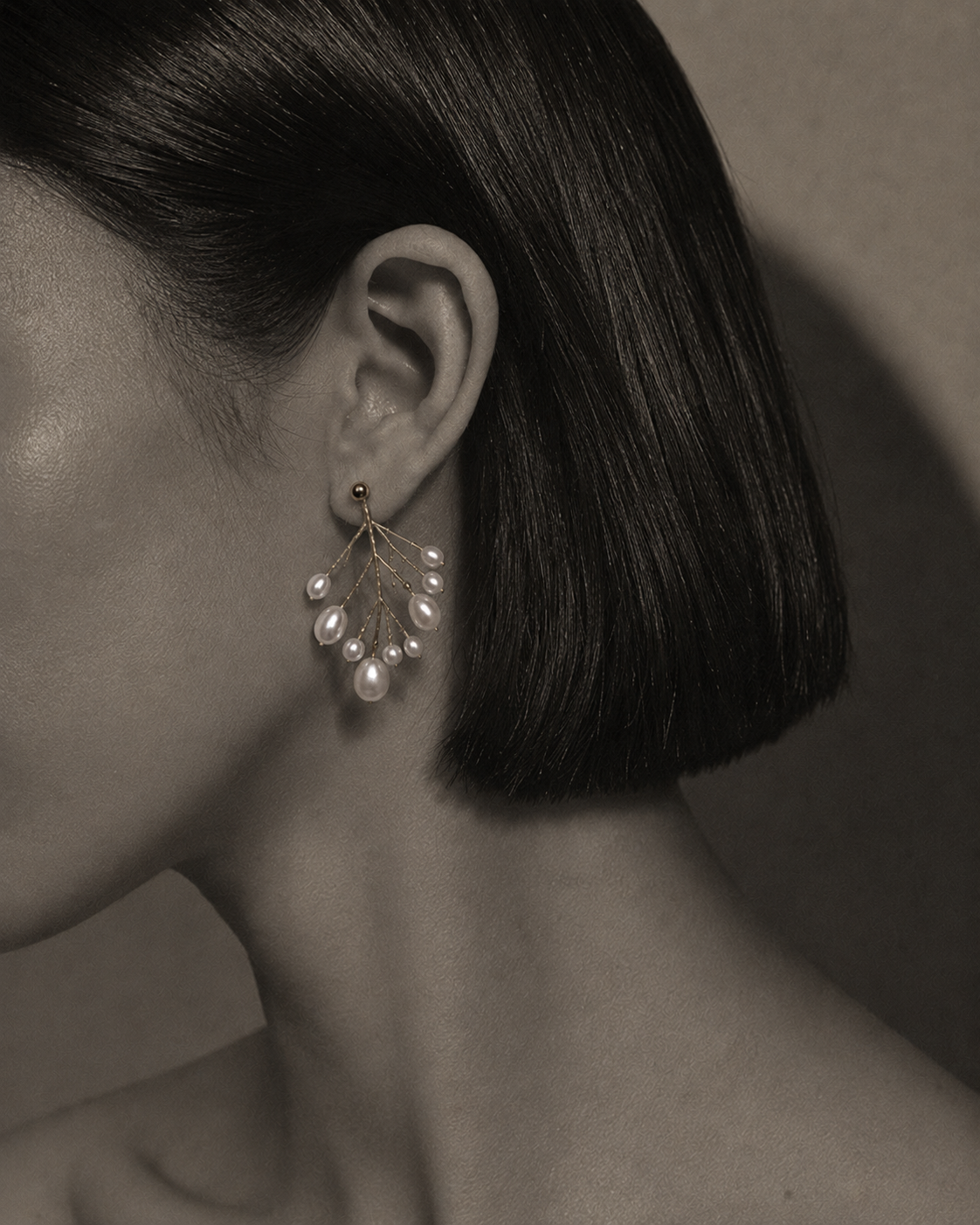 DREAMBOX Blooming Pearl Ear Jacket
