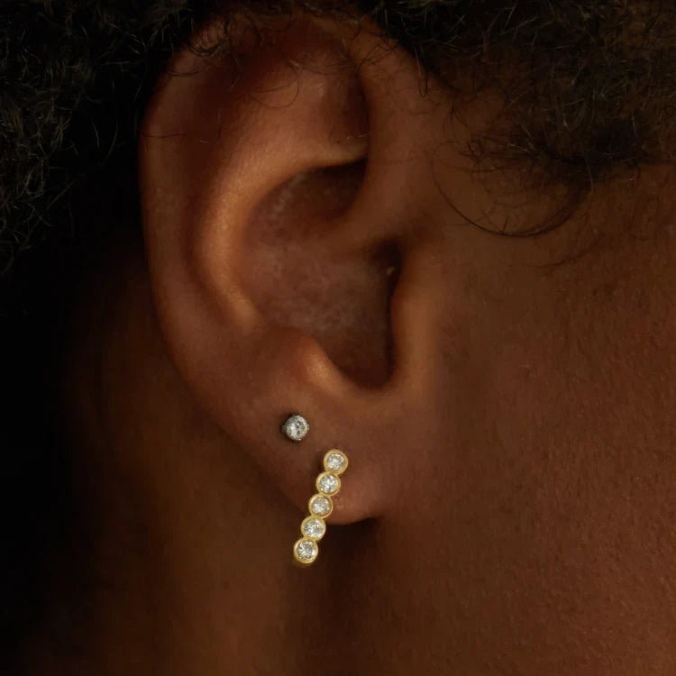 ELIZABETH MOORE Diamond Bar Studs