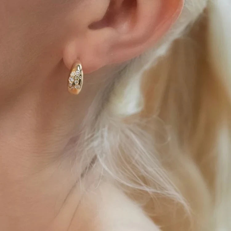 ELIZABETH MOORE Fairy Dust Diamond Hoops