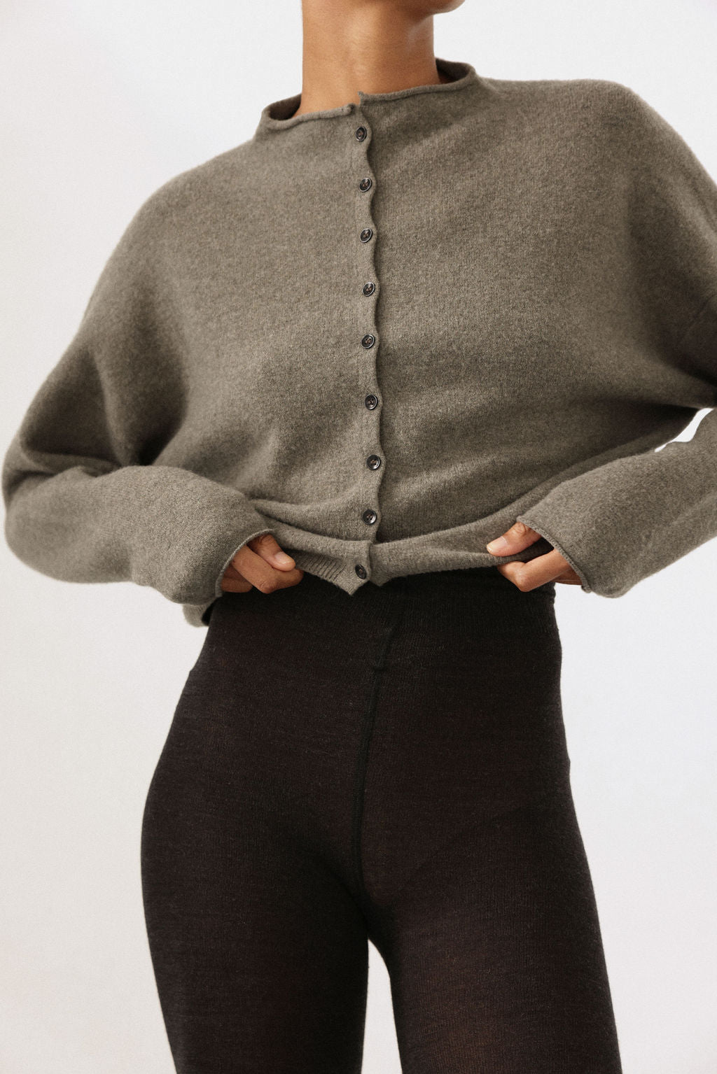 JAMES STREET Shunken Peri Cardigan