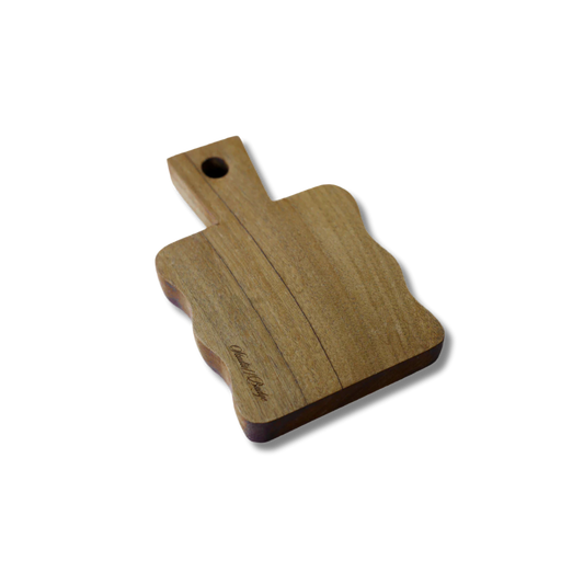 STUDIO BADGE Wavy Walnut Board